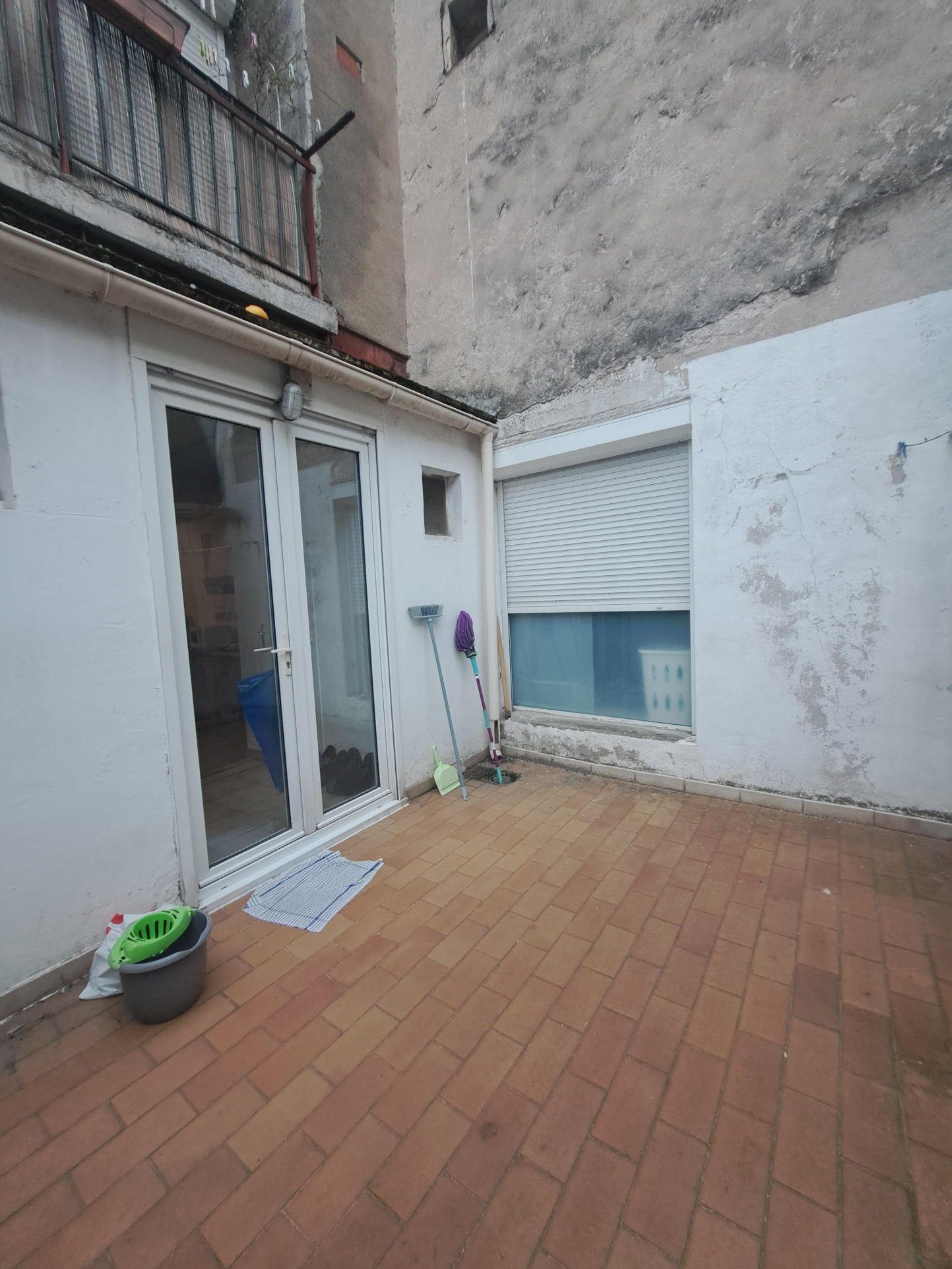 A VENDRE, BEZIERS QUARTIER CLEMENCEAU (34)  DANS PETIT IMMEU