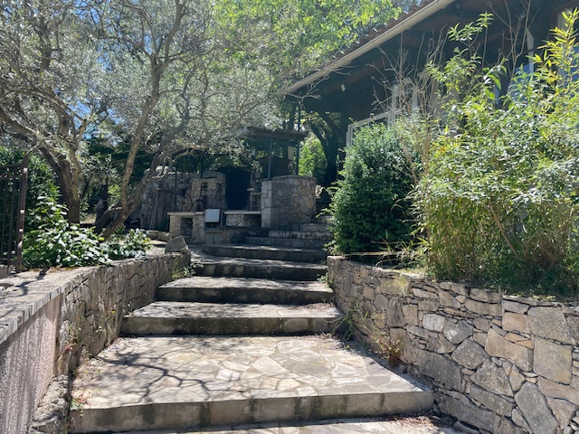 NIMES RTE D UZES ‘ESPRIT DE VACANCES’  MAISON STYLE  MAS TY