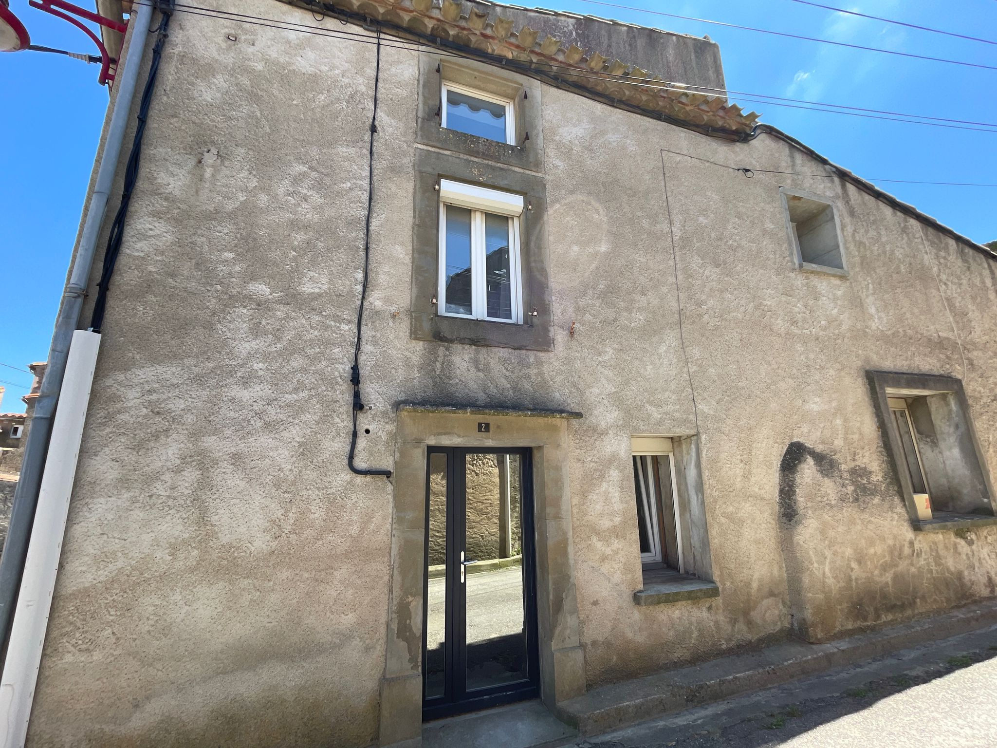 Maison de village avec garage   Badens