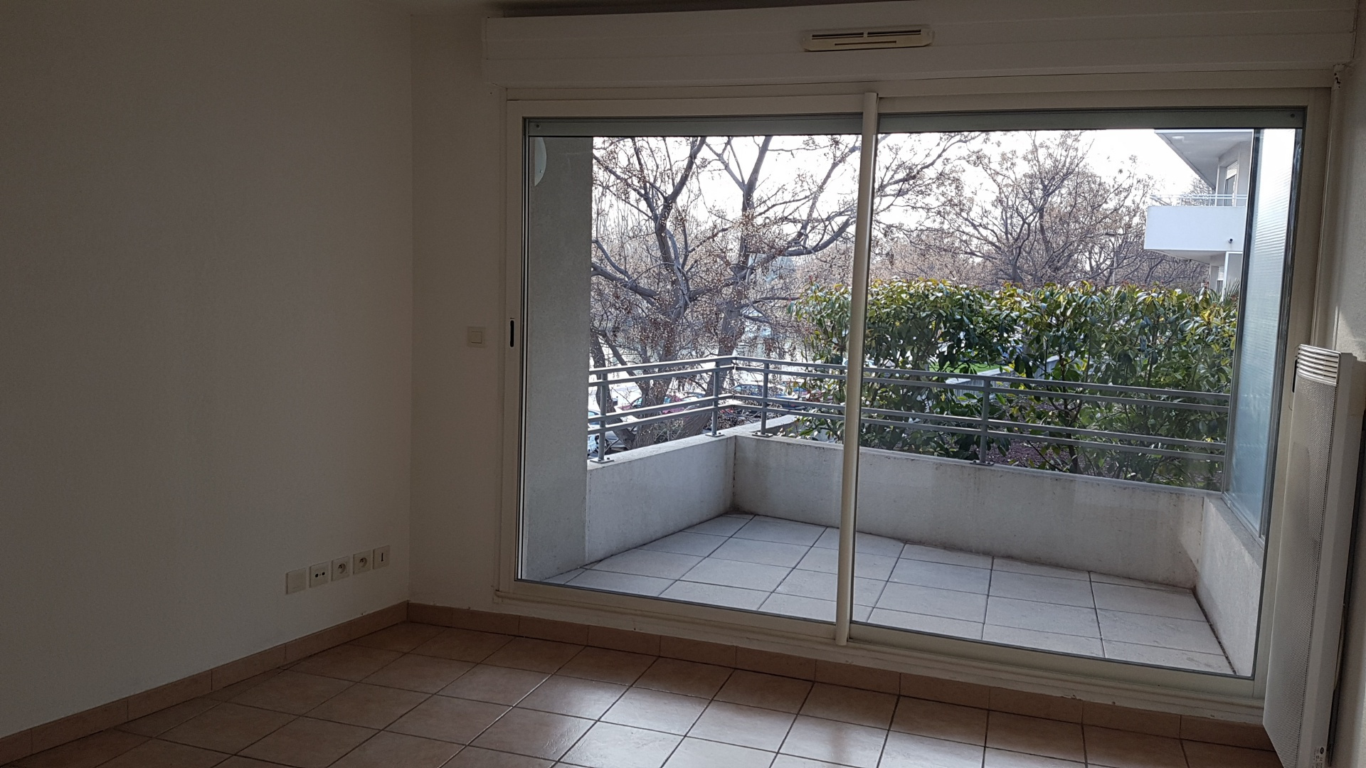 À LOUER   APPARTEMENT T2 AVEC VUE CANAL   RÉSIDENCE AMARINE,