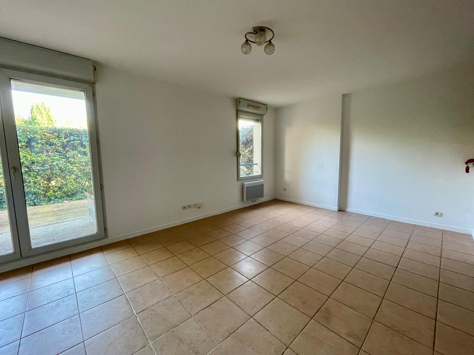 Appartement de 50 m2 en rez-de-jardin situé dans une réside