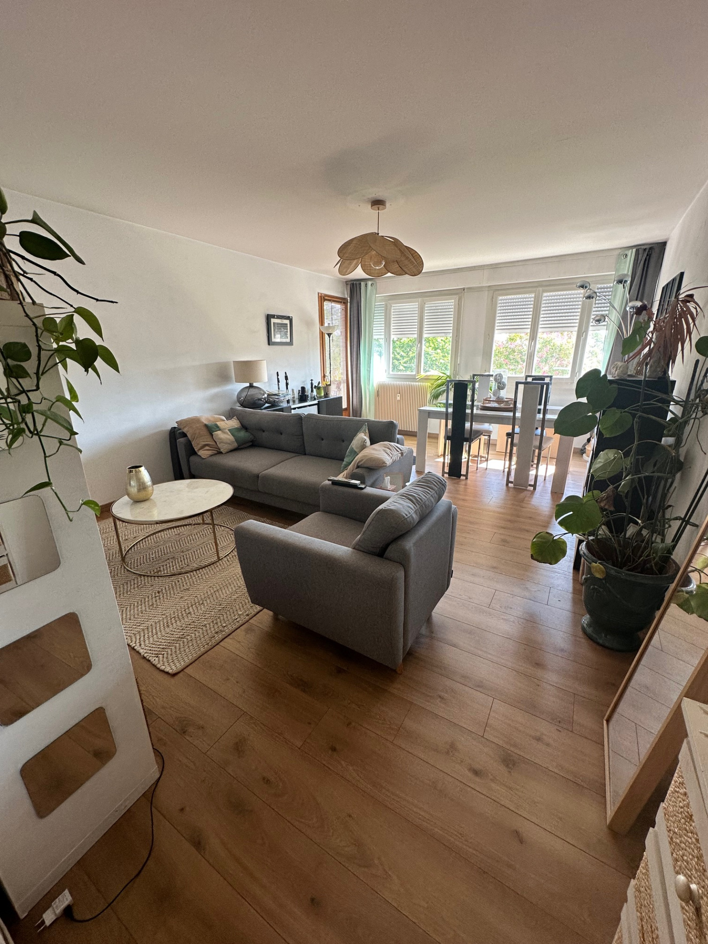 NIMES ROUTE DE SAUVE VUE IMPRENABLE POUR CET APPARTEMENT TYP