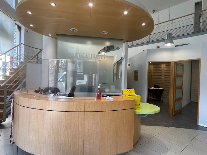 A LOUER – BÉZIERS   Bas des Allées Paul Riquet   Bail éphémè