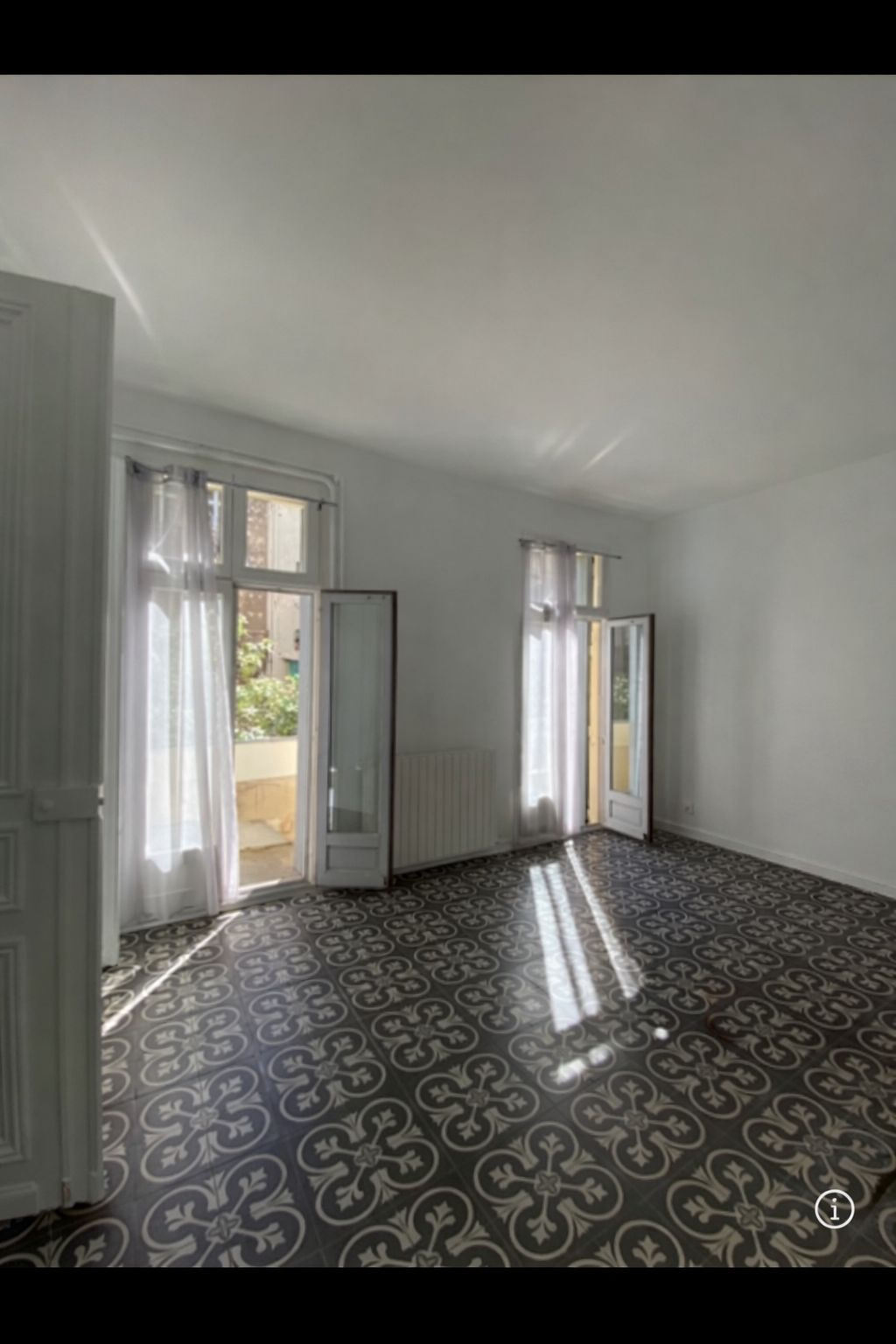 À LOUER   BUREAUX DE CARACTÈRE   RUE CLEMENCEAU, COEUR DE VIL