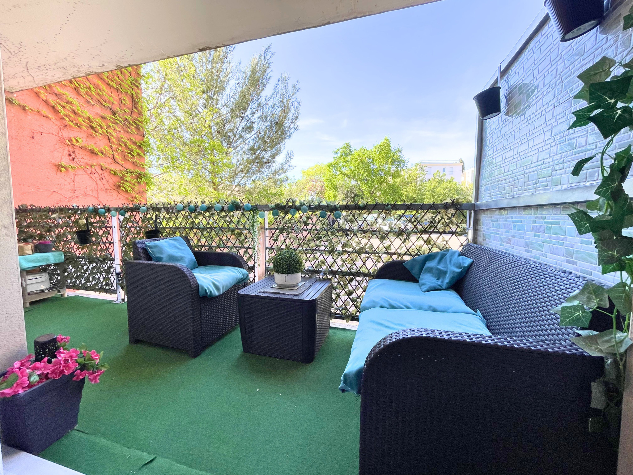 NIMES – 47,63M2 – 2 PIECES – UNE CHAMBRE – TERRASSE – PARKIN
