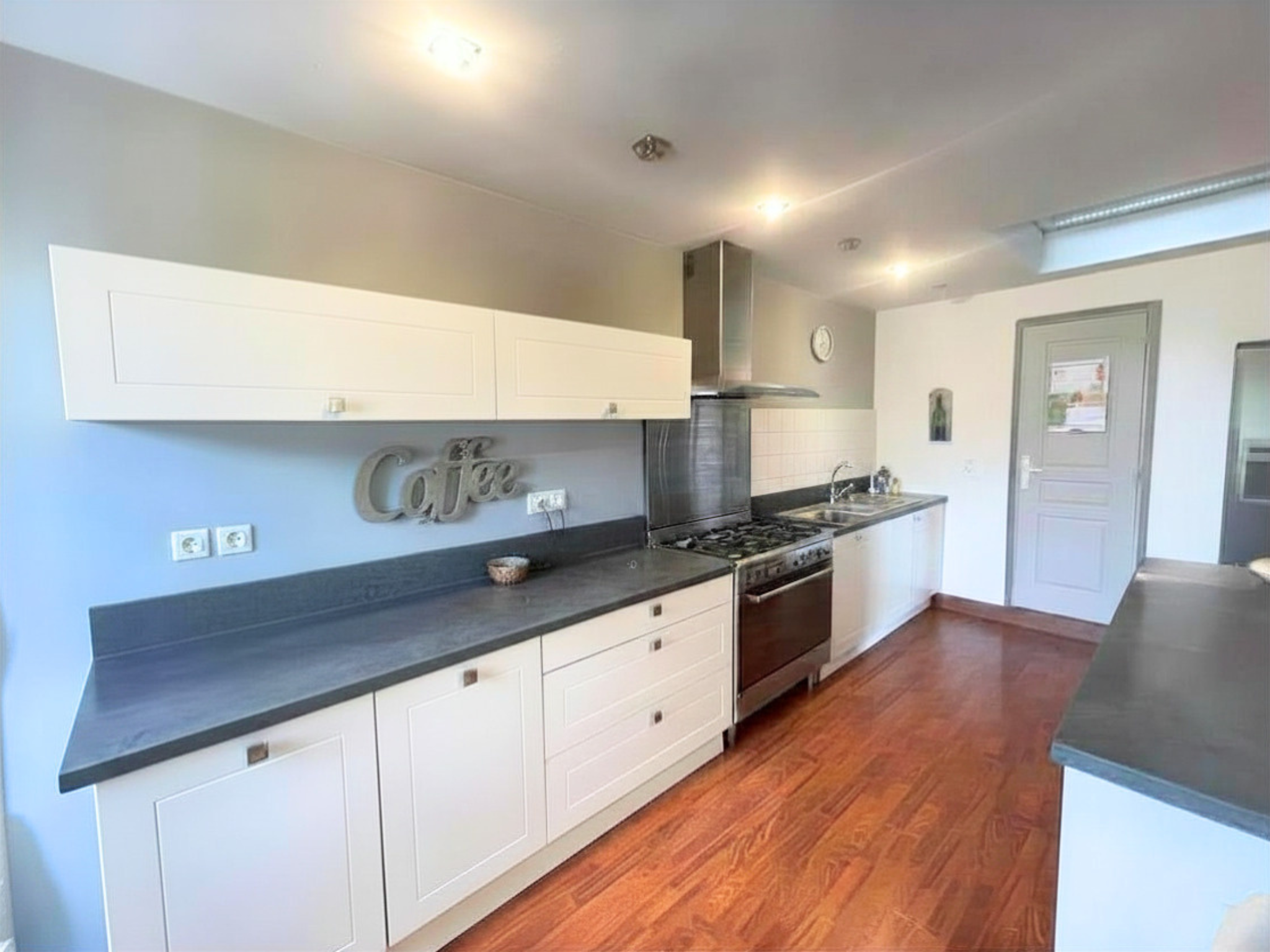 Bel appartement de 115m2 avec terrasse à Capendu