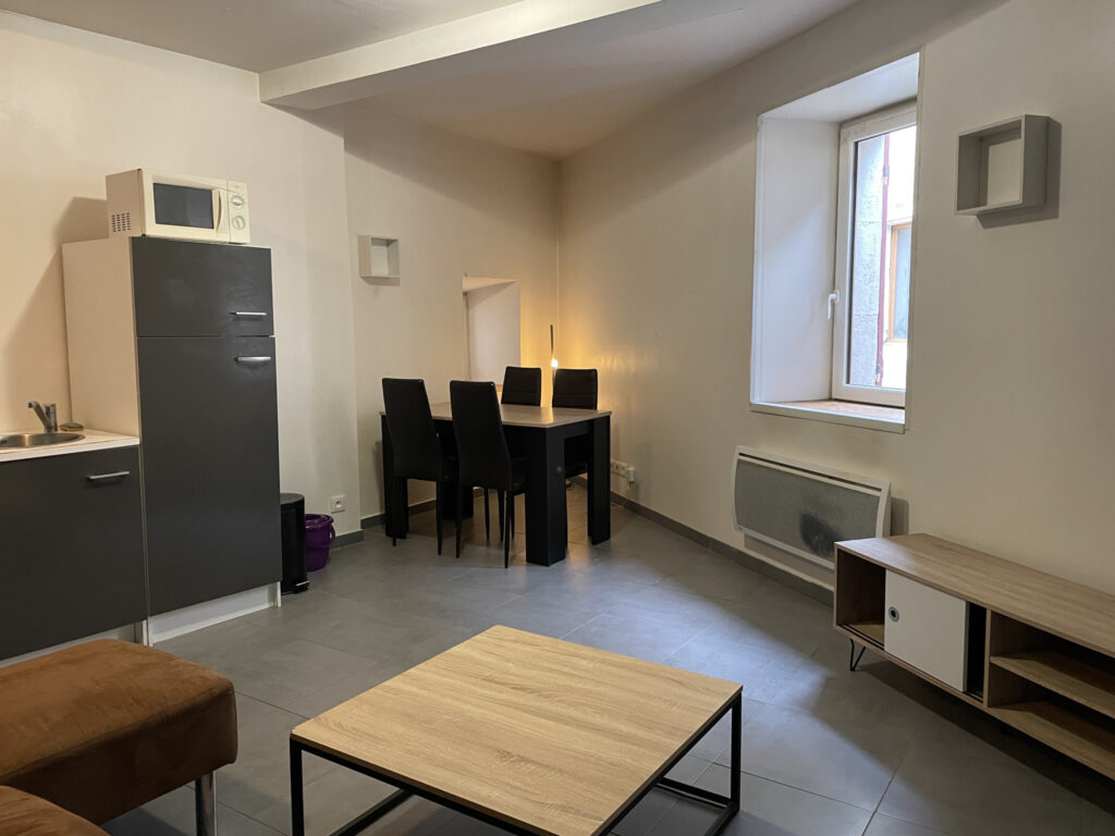 Appartement T2 meublé au coeur du village