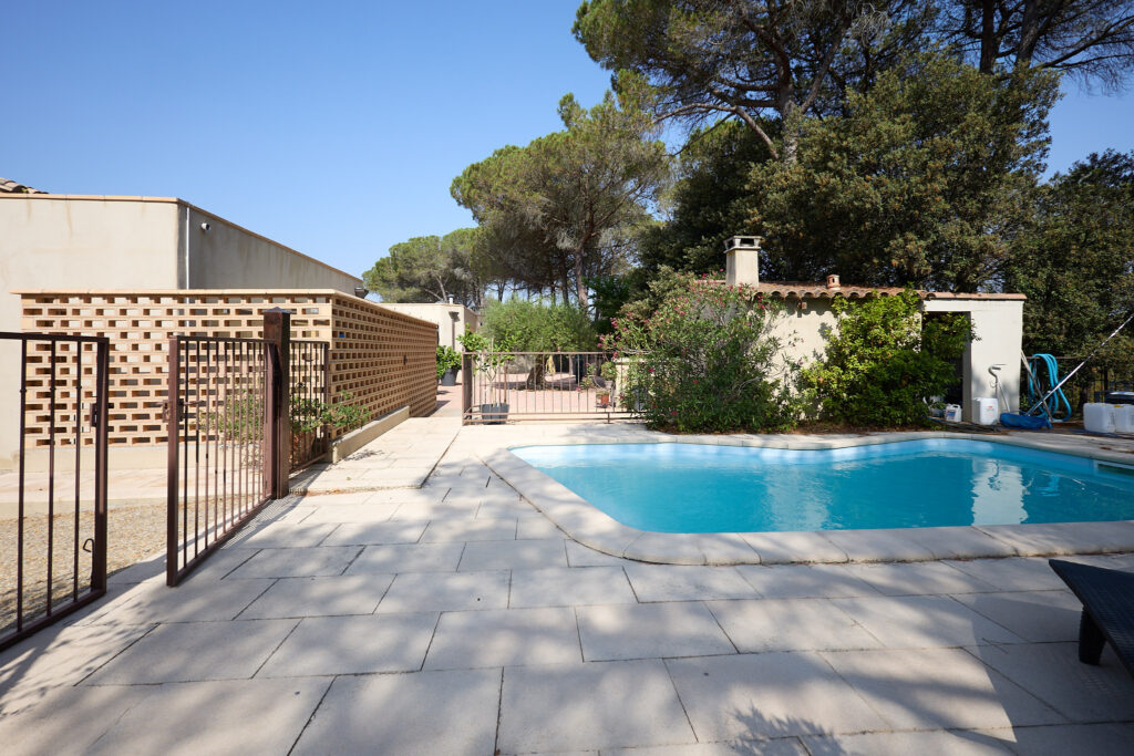 Propriété d&rsquo;Exception avec Vue Panoramique et Piscine   Vill