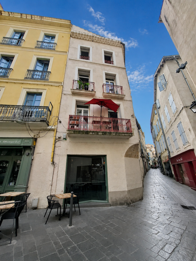 À LOUER   APPARTEMENT T2 DE 31 M2 EN CENTRE-VILLE HISTORIQUE