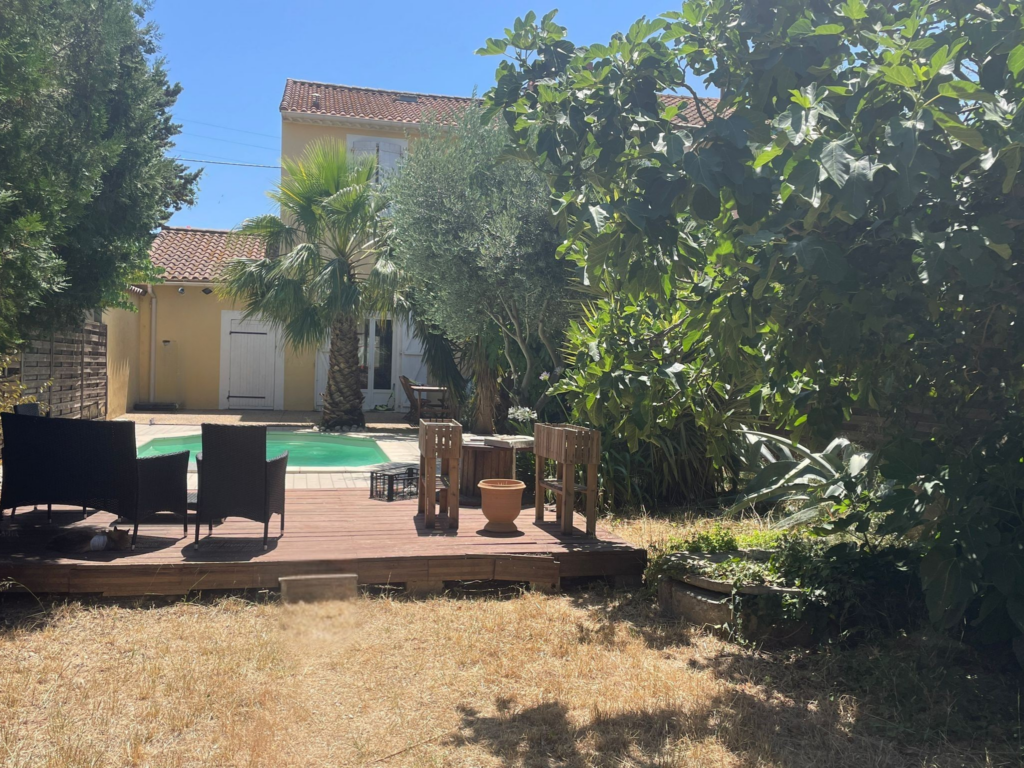 Maison 3 chambres avec jardin et piscine à Narbonne