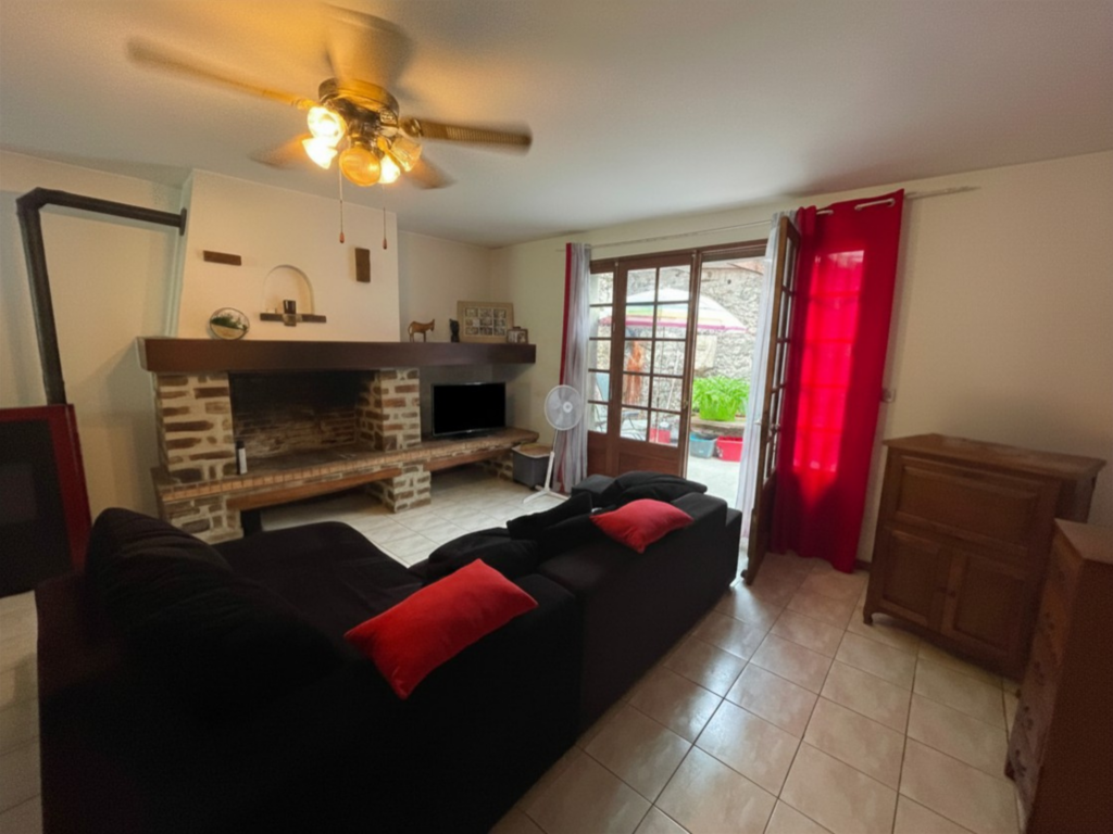 NOUVEAUTÉ À CAPENDU   MAISON 140 M2 AVEC PISCINE, GARAGE ET