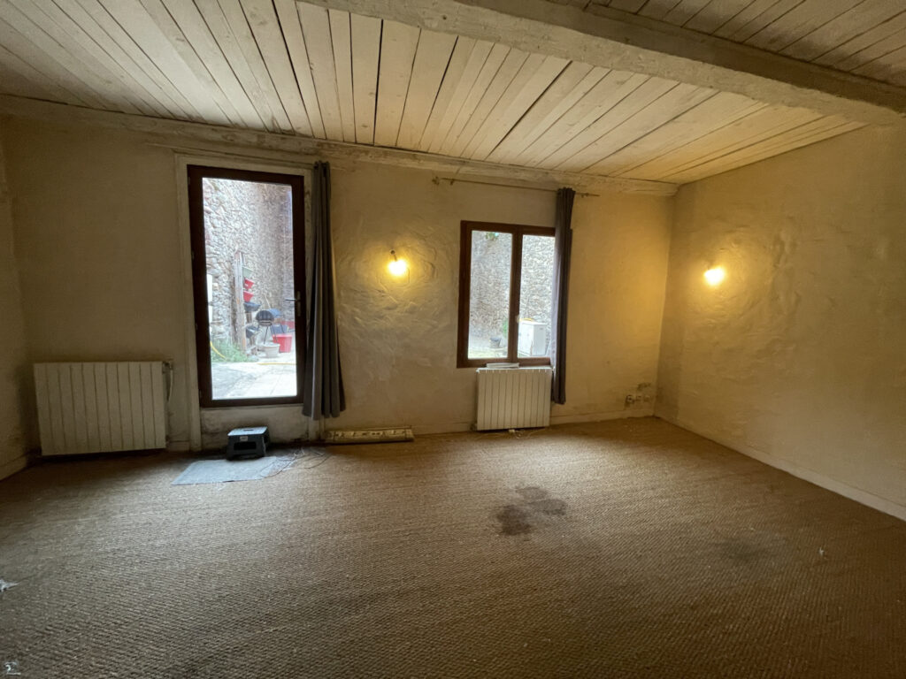 Maison 122 m2 avec garage 72 m2 et terrasse sans vis-à-vis