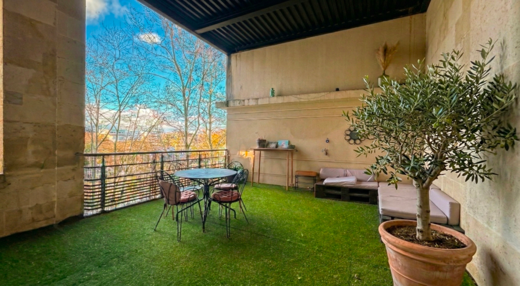 Espace Saint-Charles : T2 bis avec Terrasse, Mezzanine et ga