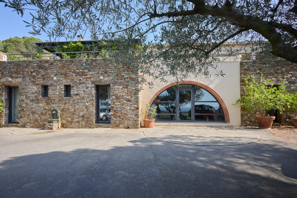 Propriété d&rsquo;Exception avec Vue Panoramique et Piscine   Vill