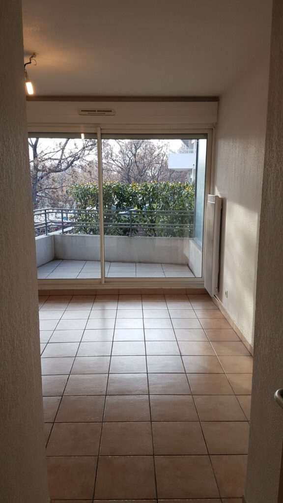 À LOUER   APPARTEMENT T2 AVEC VUE CANAL   RÉSIDENCE AMARINE,