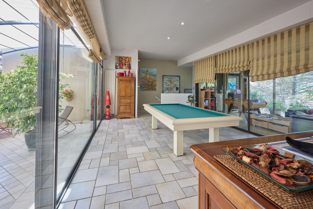Propriété d&rsquo;Exception avec Vue Panoramique et Piscine   Vill