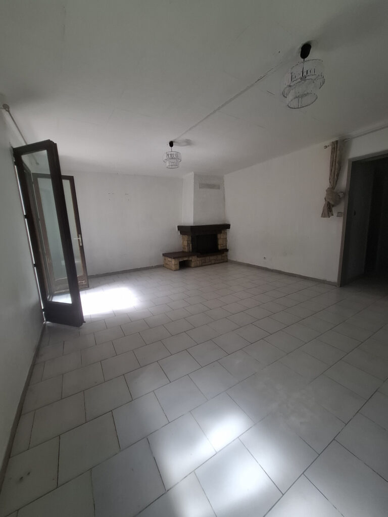 A VENDRE, BEZIERS (34) QUARTIER DE LA CROUZETTE   MAISON T7