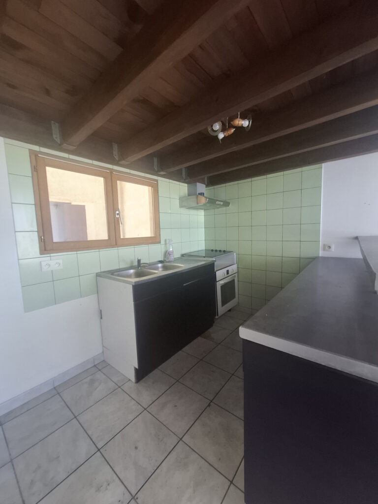 À VENDRE   APPARTEMENT T2 BIS AVEC TERRASSE   DERNIER ÉTAGE,