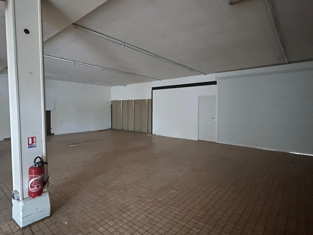 À Capendu, de 180m2 en location avec BARBARA BOUBA