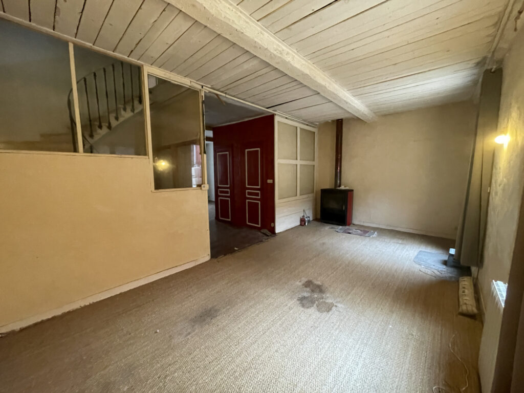 Maison 122 m2 avec garage 72 m2 et terrasse sans vis-à-vis