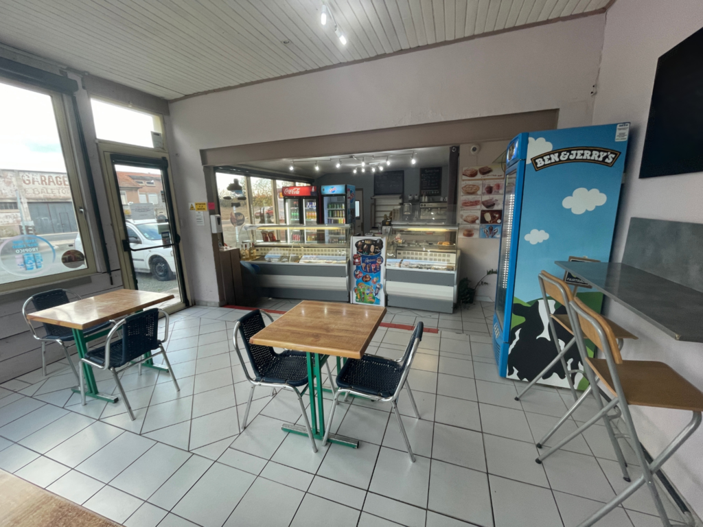 Fond de commerce à vendre   Axe principal traversant Capendu