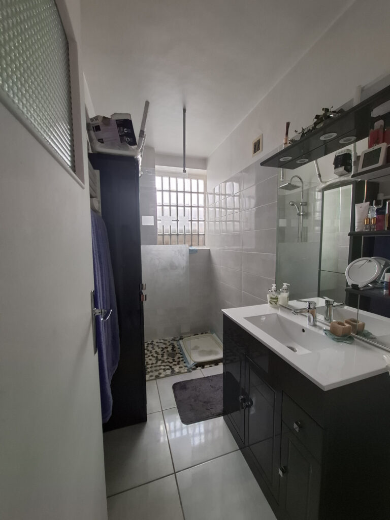 À VENDRE   APPARTEMENT T3 LUMINEUX AVEC TERRASSE, BOX EN SOU