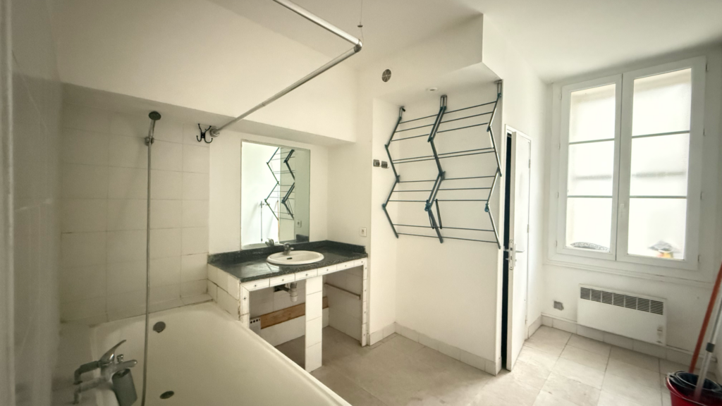 Montpellier   Appartement 2 pièces avec cave et cour privati