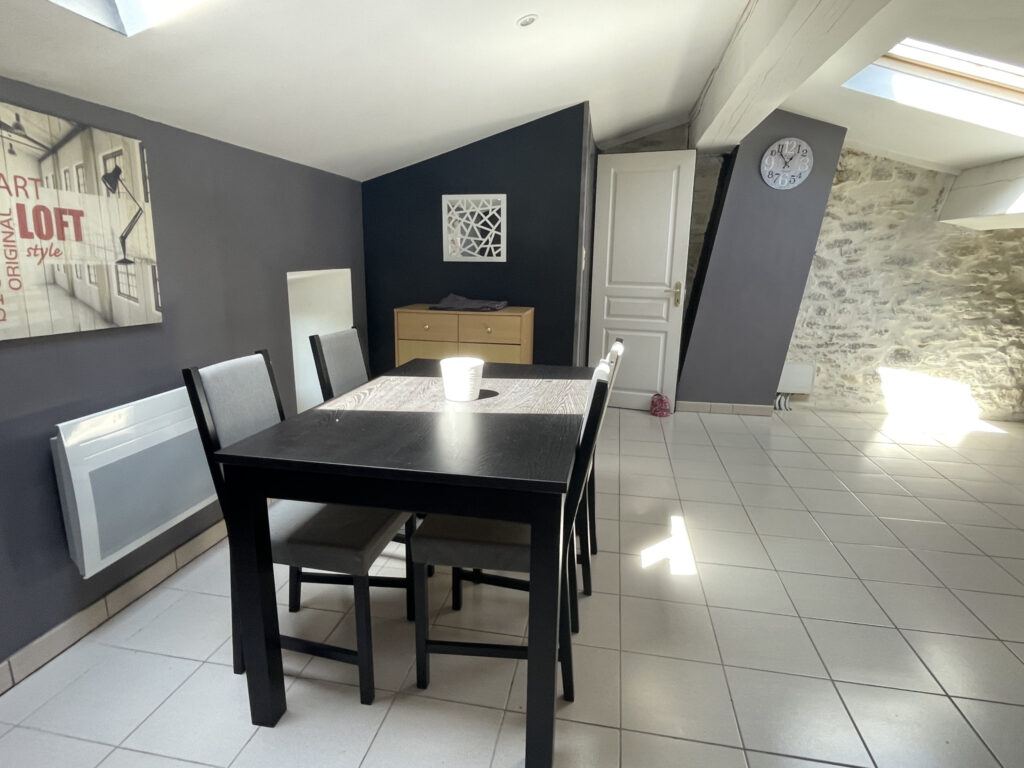 Appartement meublé à Pezens