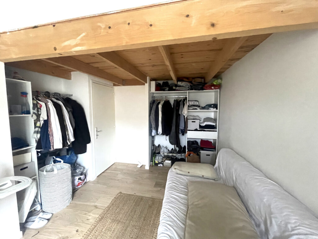 CLARENSAC – MAISON DE VILLAGE – 3 CHAMBRES – environ 100M2 d