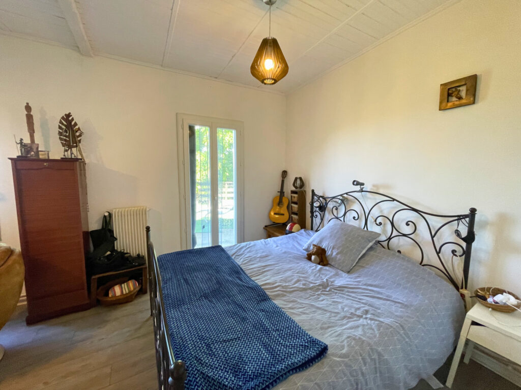 NÎMES   QUARTIER ROUTE D&rsquo;UZES – MAISON TYPE 5 AVEC MAGNIFIQU
