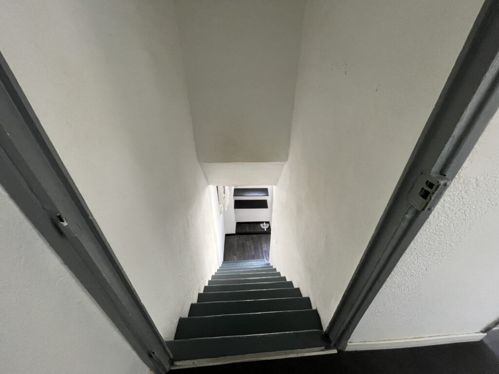 NIMES – APPARTEMENT P2  COCOONING EN CENTRE VILLE – 1 CHAMBR