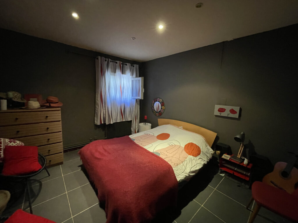 NÎMES   QUARTIER ROUTE D&rsquo;UZES – MAISON TYPE 5 AVEC MAGNIFIQU