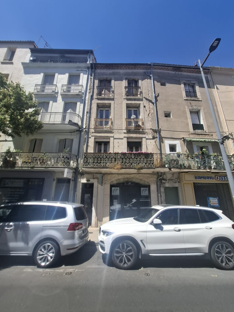À VENDRE   APPARTEMENT T2 BIS AVEC TERRASSE   DERNIER ÉTAGE,