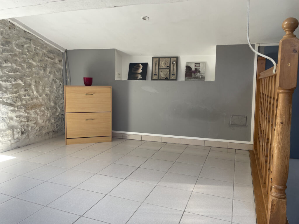 Appartement meublé à Pezens