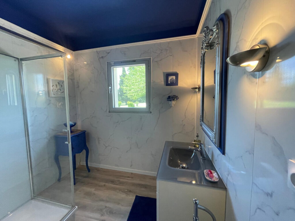 Propriété de charme avec installations équestres   220 m2 su