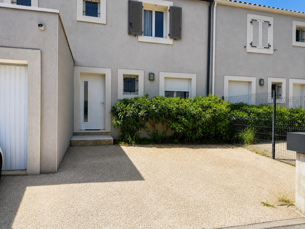 Coup de coeur à Calvisson : Villa T4 de 2016 avec jardin, gar