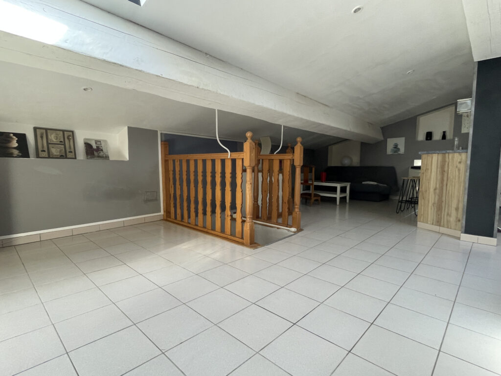 Appartement meublé à Pezens