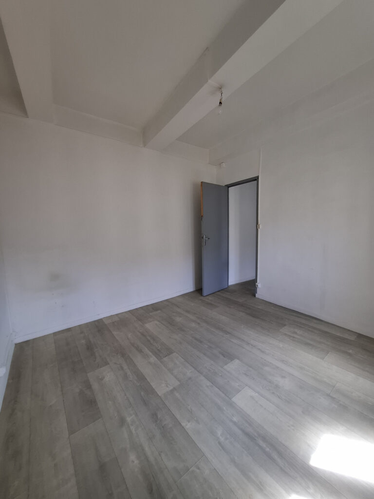À LOUER   APPARTEMENT T2   BOULEVARD DE LA LIBERTÉ   BÉZIERS
