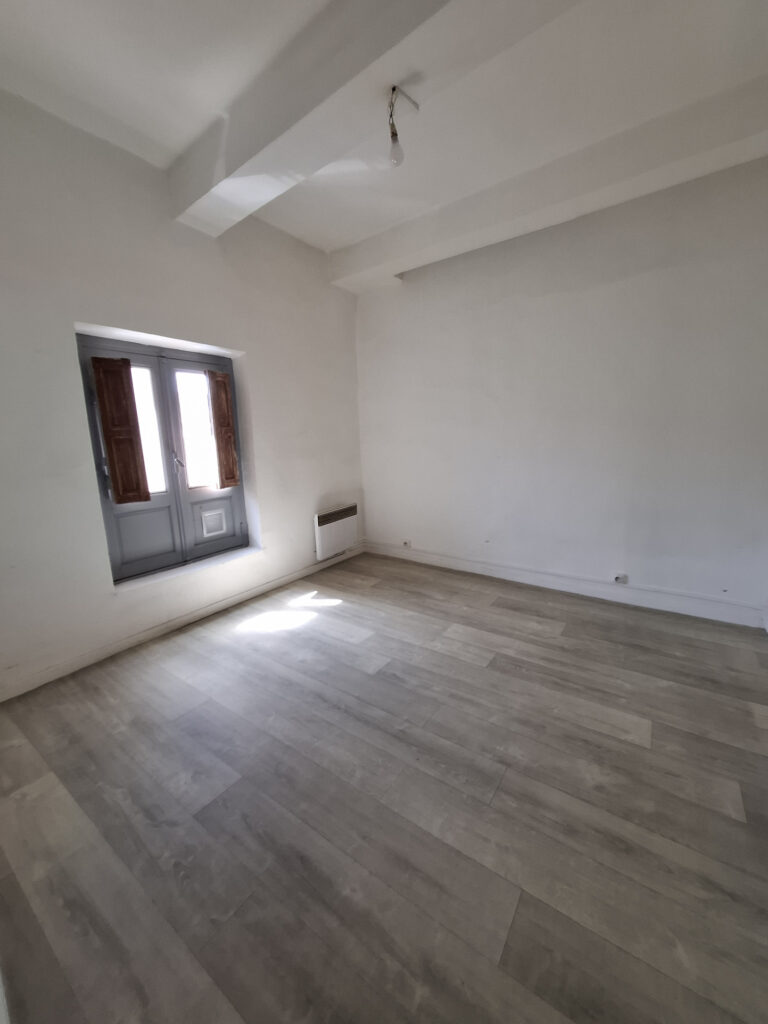 À LOUER   APPARTEMENT T2   BOULEVARD DE LA LIBERTÉ   BÉZIERS