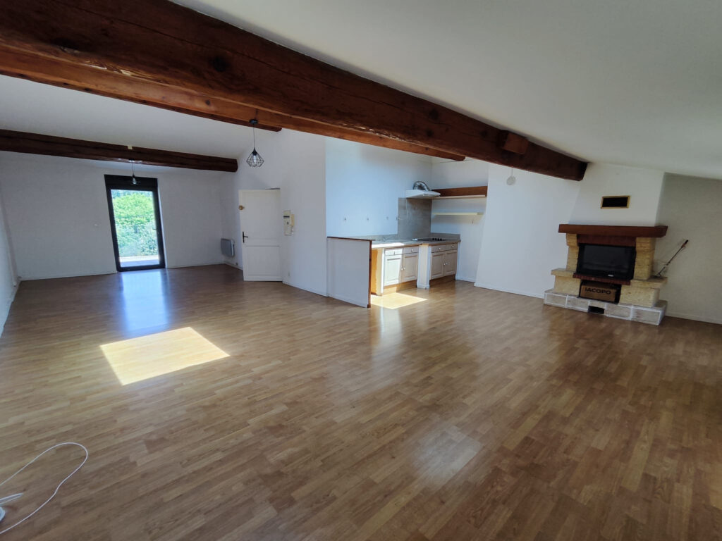 Studio Spacieux au Centre de Limoux