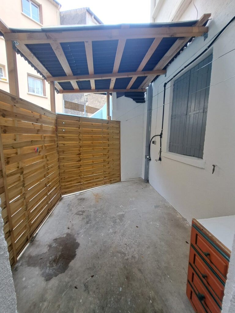 A LOUER   BÉZIERS CENTRE-VILLE (34)   APPARTEMENT T3 BIS AVE